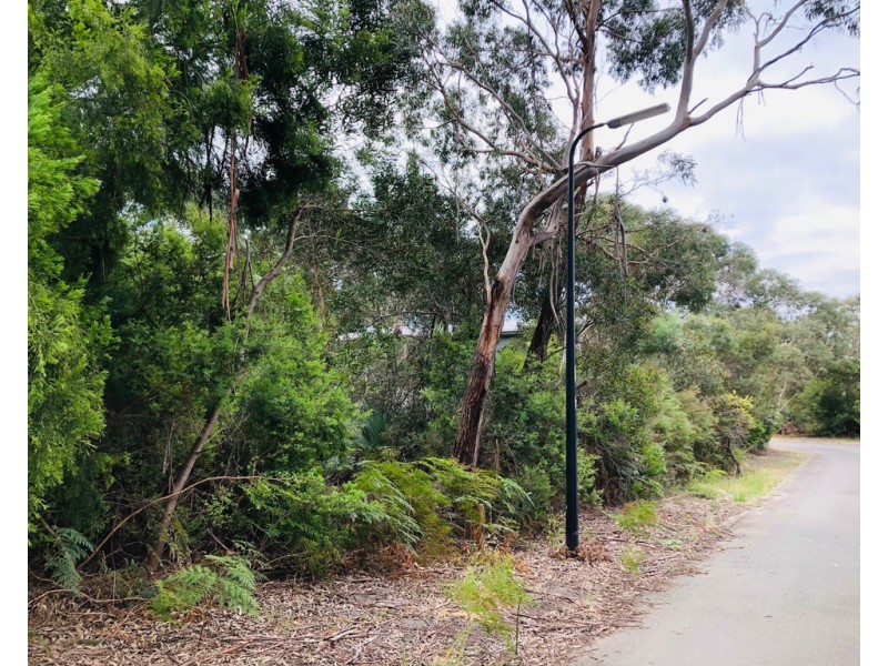 1 Heathlands Dr, Port Welshpool VIC 3965