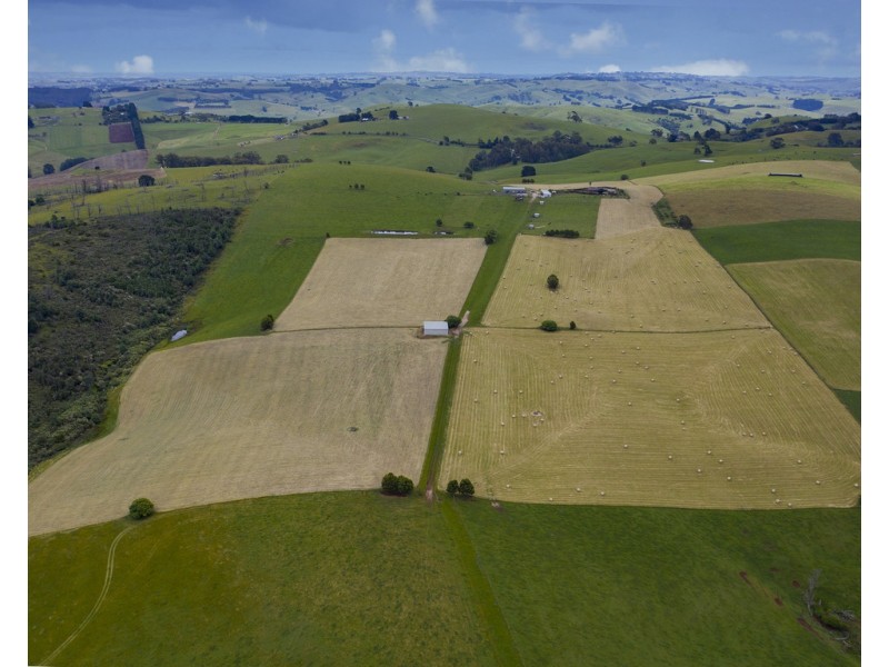 80 Weymes Road, Mount Eccles VIC 3953