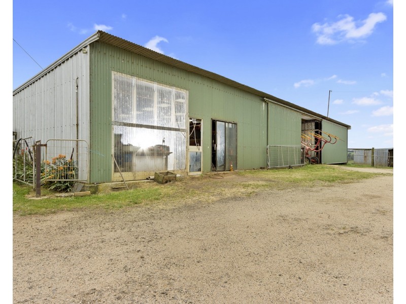 80 Weymes Road, Mount Eccles VIC 3953