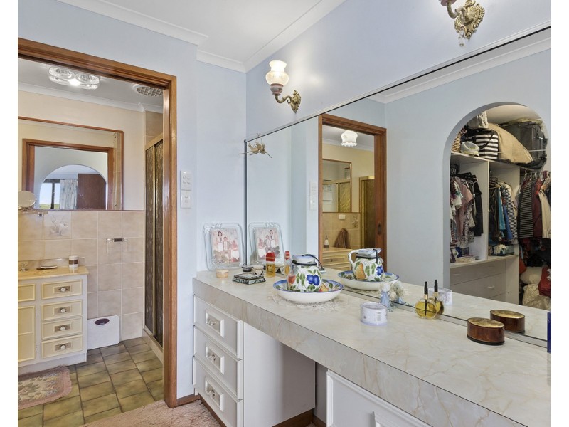 80 Weymes Road, Mount Eccles VIC 3953