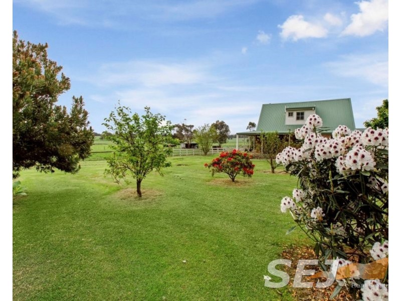 80 Thompson Road, Drouin South VIC 3818