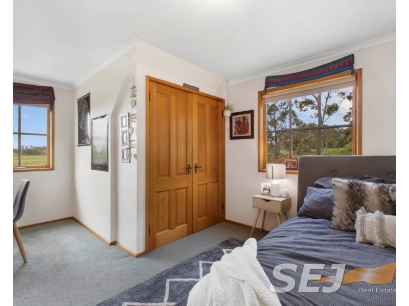 80 Thompson Road, Drouin South VIC 3818
