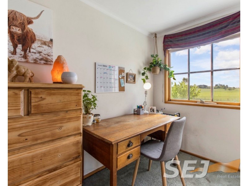 80 Thompson Road, Drouin South VIC 3818
