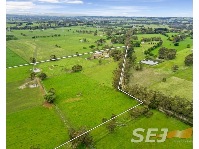 80 Thompson Road, Drouin South VIC 3818