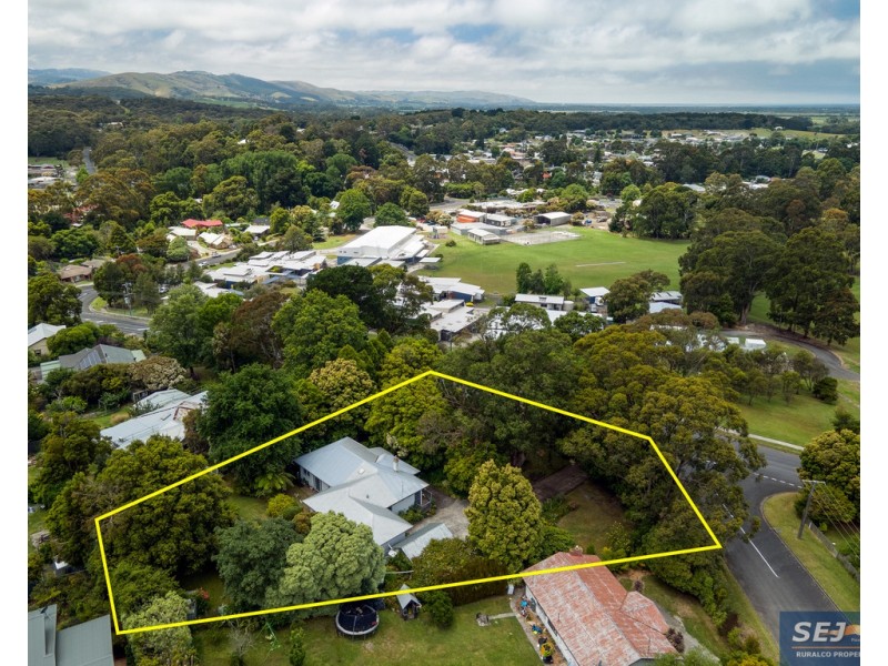 12 Hoddle Rd, Foster VIC 3960