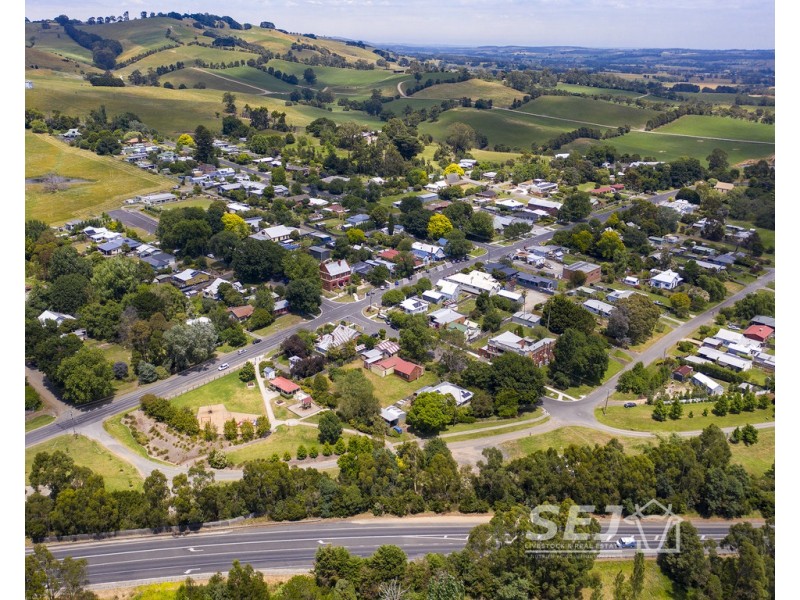 3 Smith Street, Loch VIC 3945