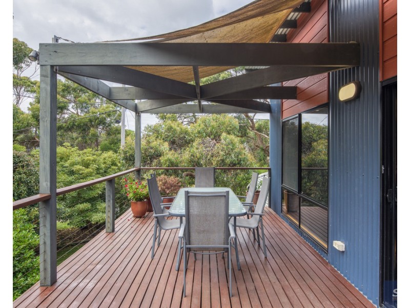 1 Caringal St, Waratah Bay VIC 3959