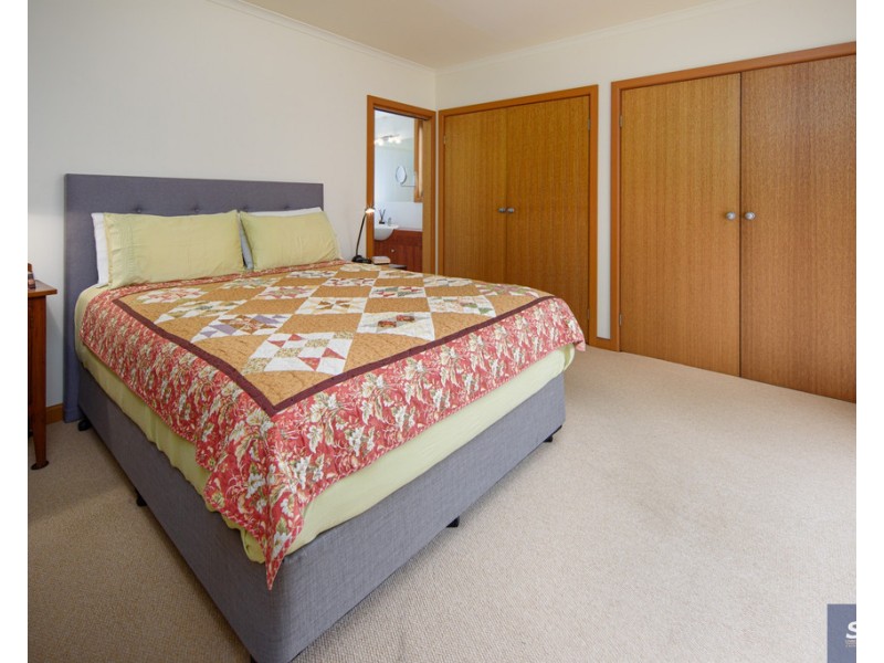 1 Caringal St, Waratah Bay VIC 3959