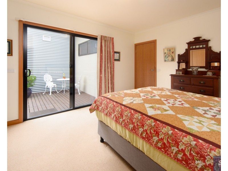 1 Caringal St, Waratah Bay VIC 3959