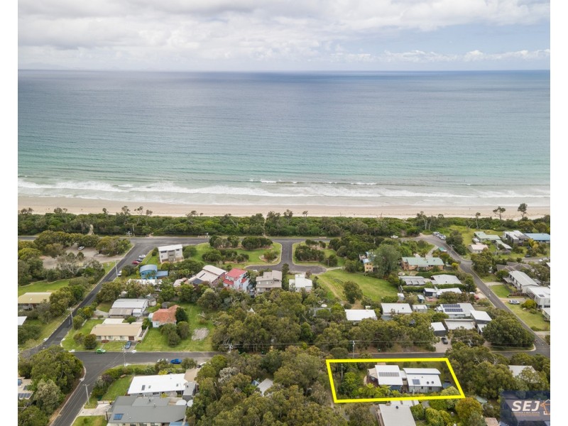 1 Caringal St, Waratah Bay VIC 3959