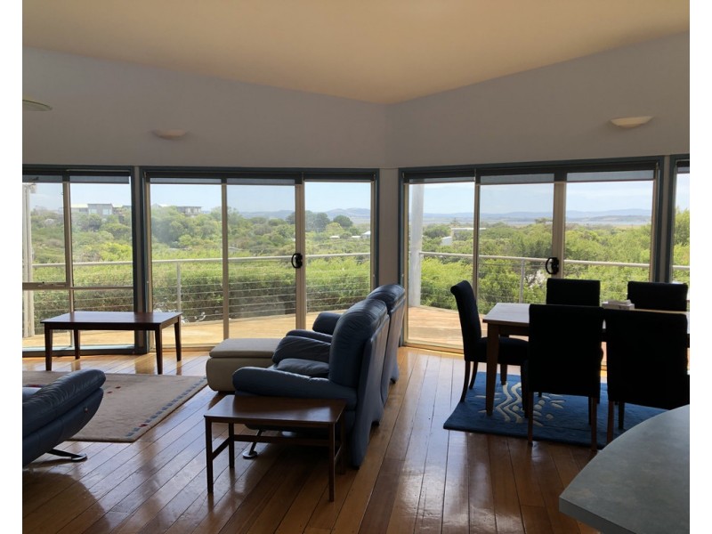 1 Ryans Rise, Sandy Point VIC 3959