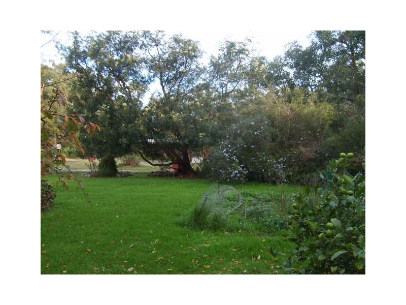 10 Barry Road, Welshpool VIC 3966