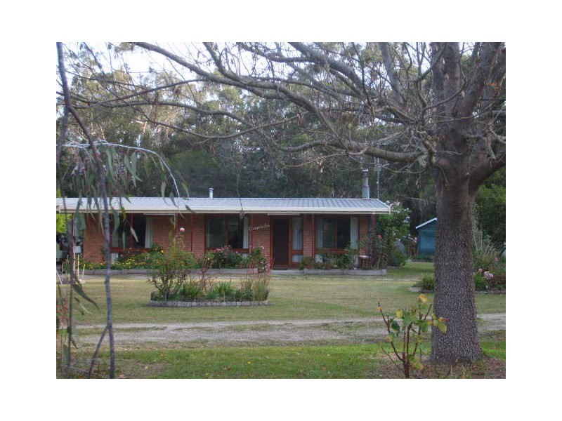10 Barry Road, Welshpool VIC 3966