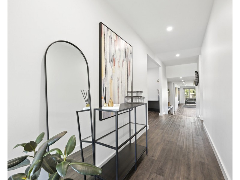 47 EMPIRE AVENUE, Drouin VIC 3818