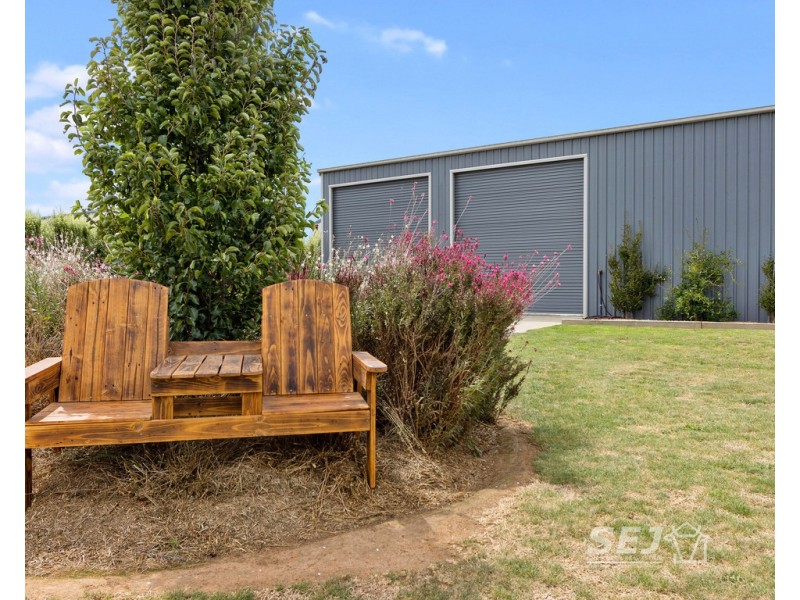 43 Carr Avenue, Leongatha VIC 3953