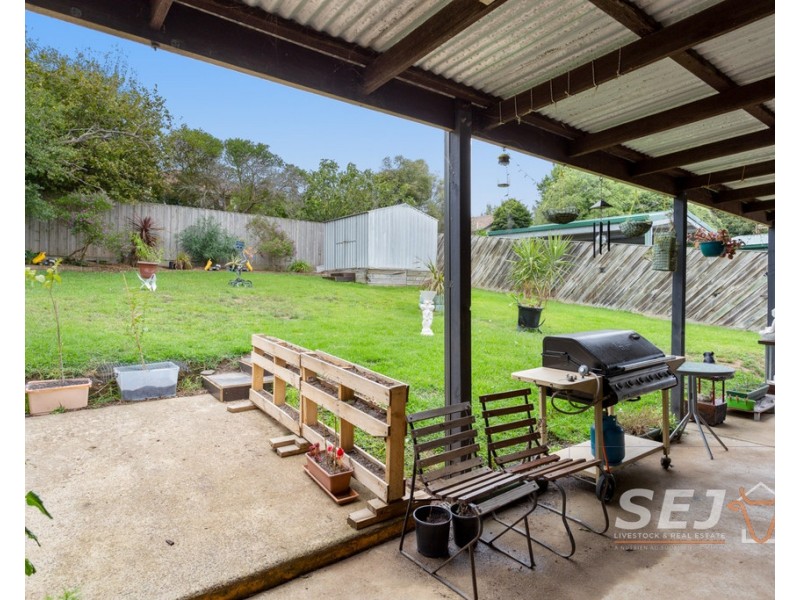 34 Henshall Street, Warragul VIC 3820