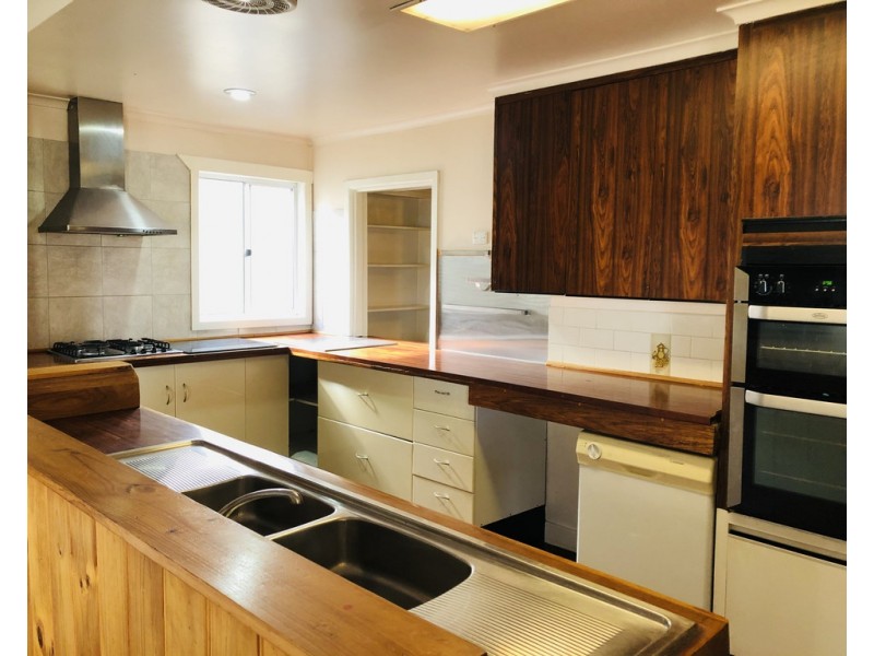 48 Welshpool Rd, Toora VIC 3962