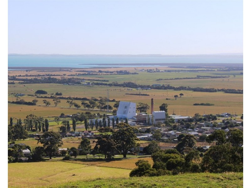 48 Welshpool Rd, Toora VIC 3962