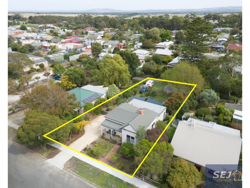 8 Dutton St, Toora VIC 3962