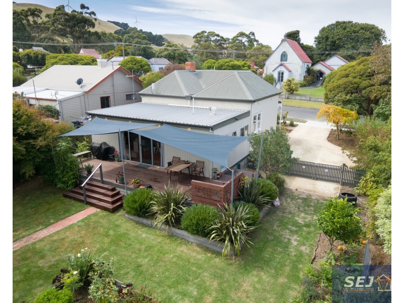 8 Dutton St, Toora VIC 3962