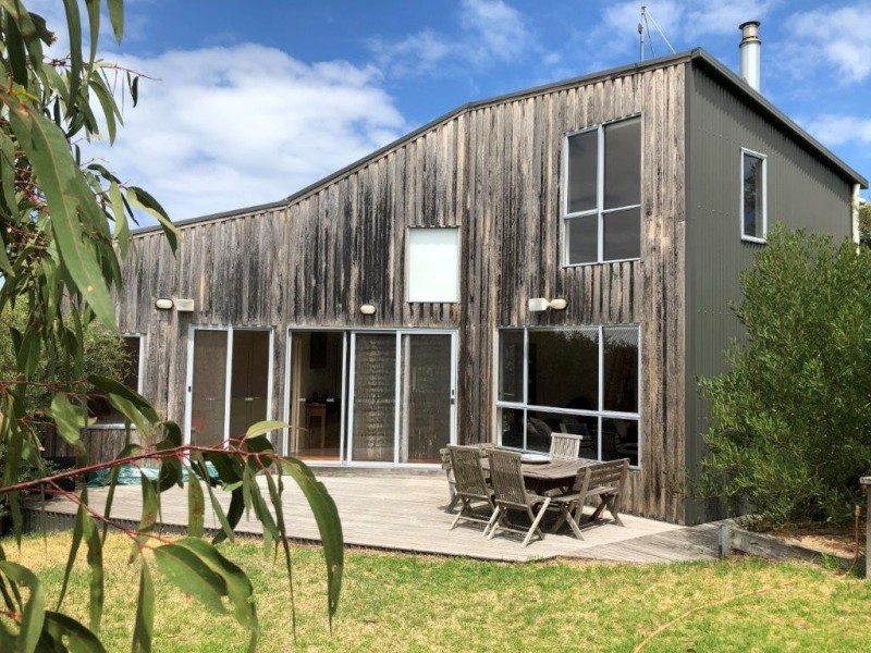 7 Manuka St, Sandy Point VIC 3959