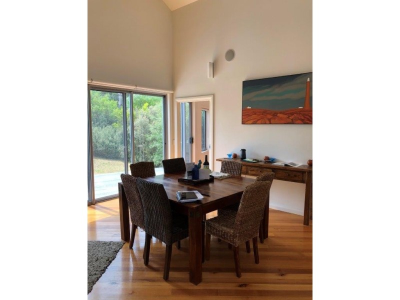 7 Manuka St, Sandy Point VIC 3959