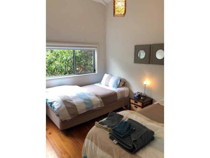 7 Manuka St, Sandy Point VIC 3959