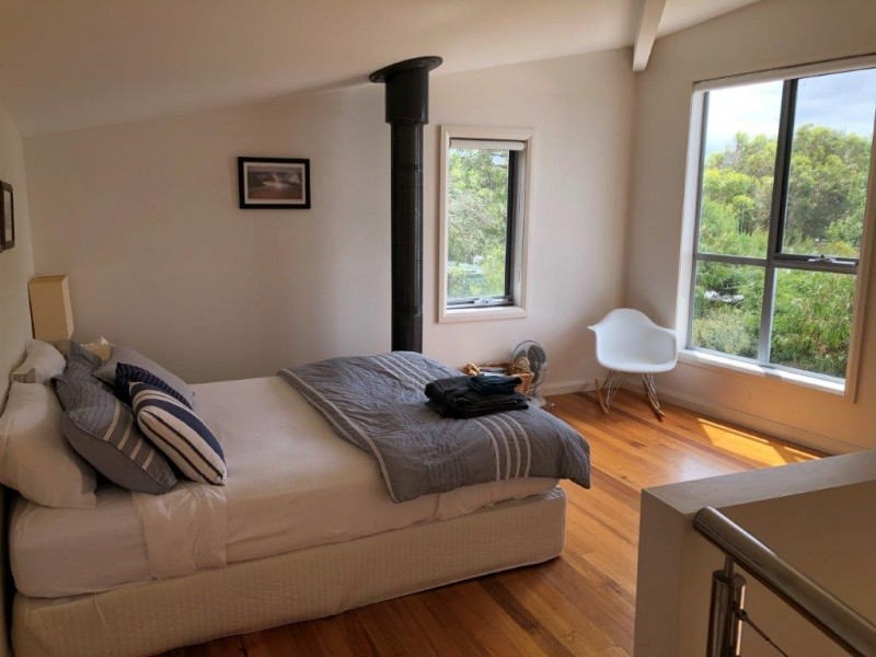 7 Manuka St, Sandy Point VIC 3959