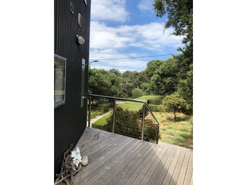 7 Manuka St, Sandy Point VIC 3959