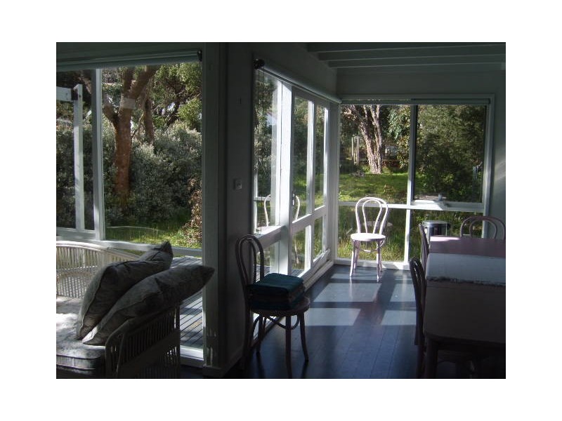 5 -7 Trelawny St, Sandy Point VIC 3959