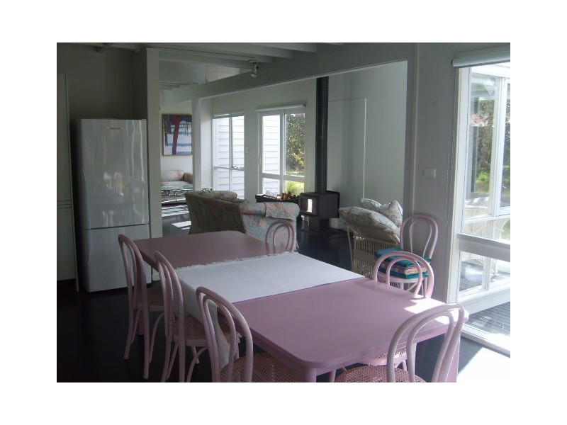 5 -7 Trelawny St, Sandy Point VIC 3959