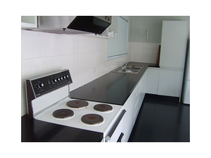 5 -7 Trelawny St, Sandy Point VIC 3959