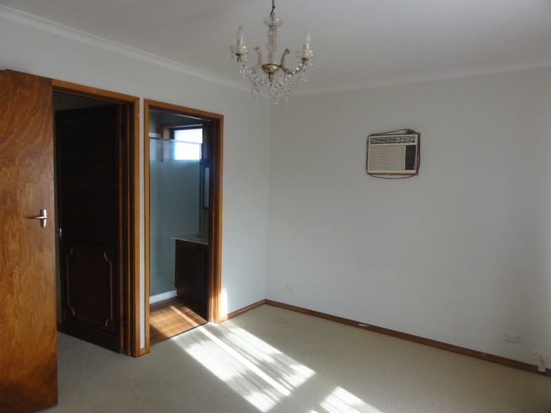 13 Reserve St, Port Franklin VIC 3964