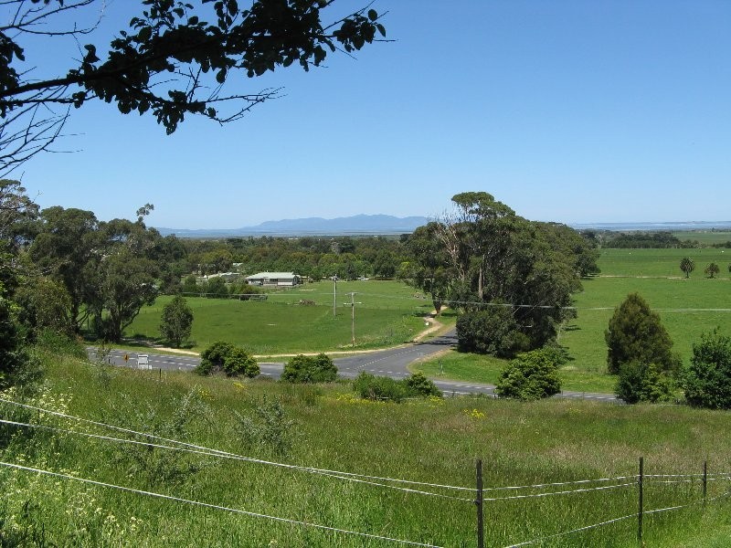 Cnr Downing Hill/ Sth Gippsl’d Hwy, Toora VIC 3962