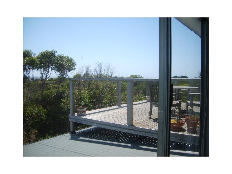 2 Ennisvale Ave, Sandy Point VIC 3959