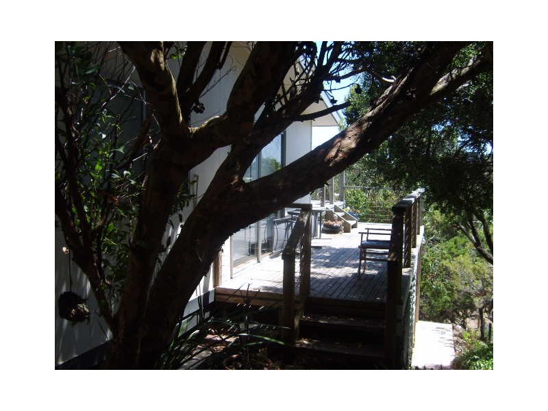 2 Ennisvale Ave, Sandy Point VIC 3959