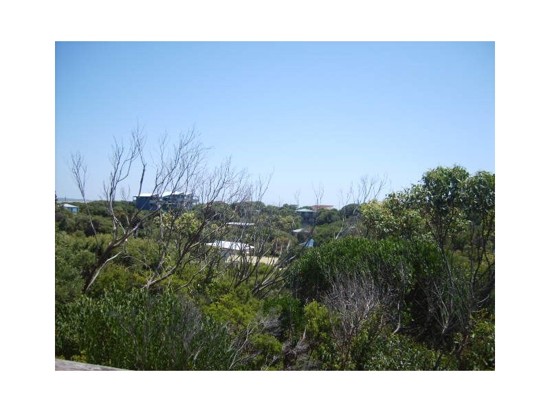 2 Ennisvale Ave, Sandy Point VIC 3959