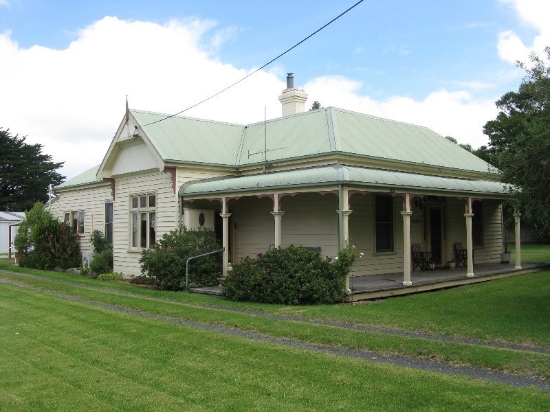 4-8 Main St, Welshpool VIC 3966