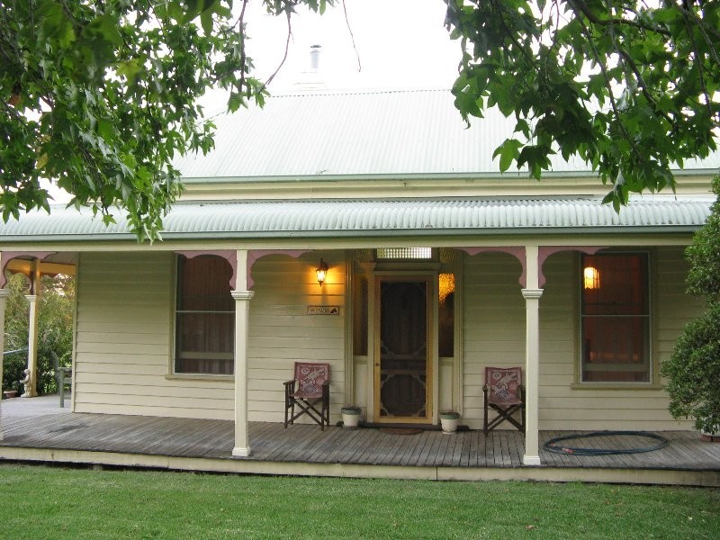 4-8 Main St, Welshpool VIC 3966