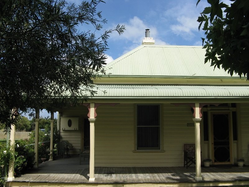 4-8 Main St, Welshpool VIC 3966