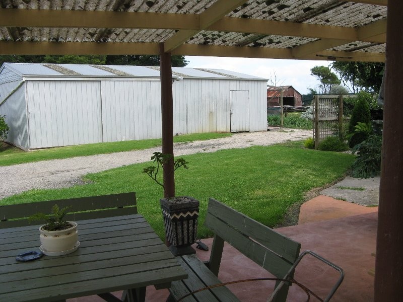 4-8 Main St, Welshpool VIC 3966