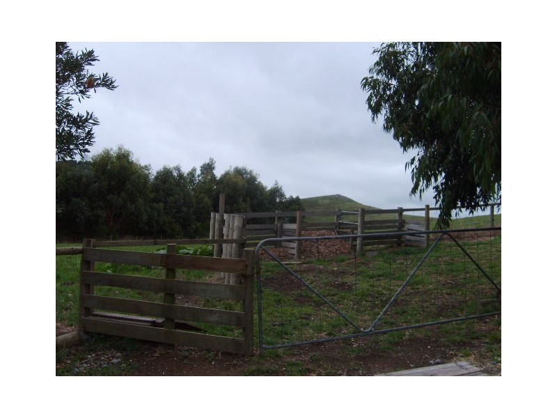 2200 Meeniyan Prom Rd, Fish Creek VIC 3959