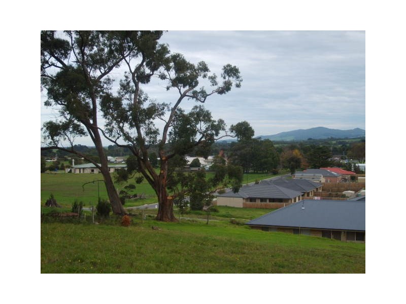 10 Forest Rise, Foster VIC 3960