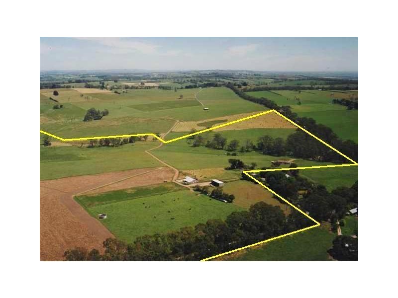 315 Gardner and Holman Road, Drouin VIC 3818