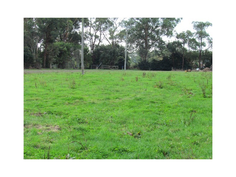 315 Gardner and Holman Road, Drouin VIC 3818