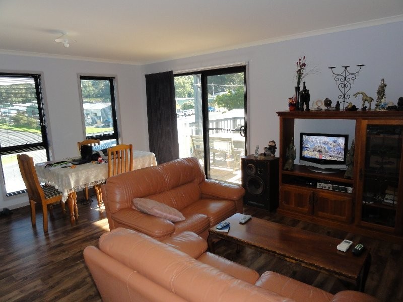 14 Toora Rd, Foster VIC 3960