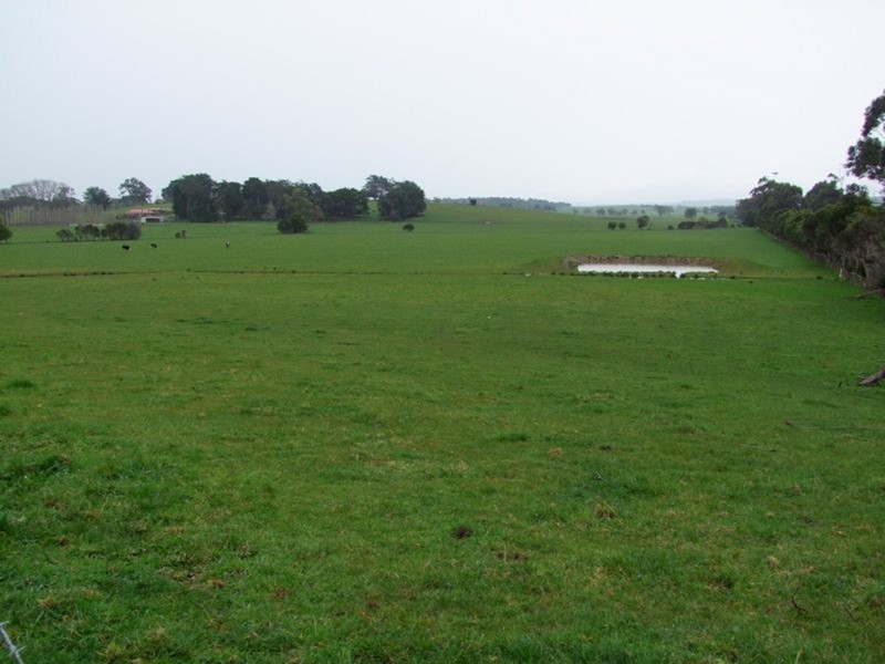 . Crn Anderson and Leongatha Inverloch Road, Leongatha VIC 3953