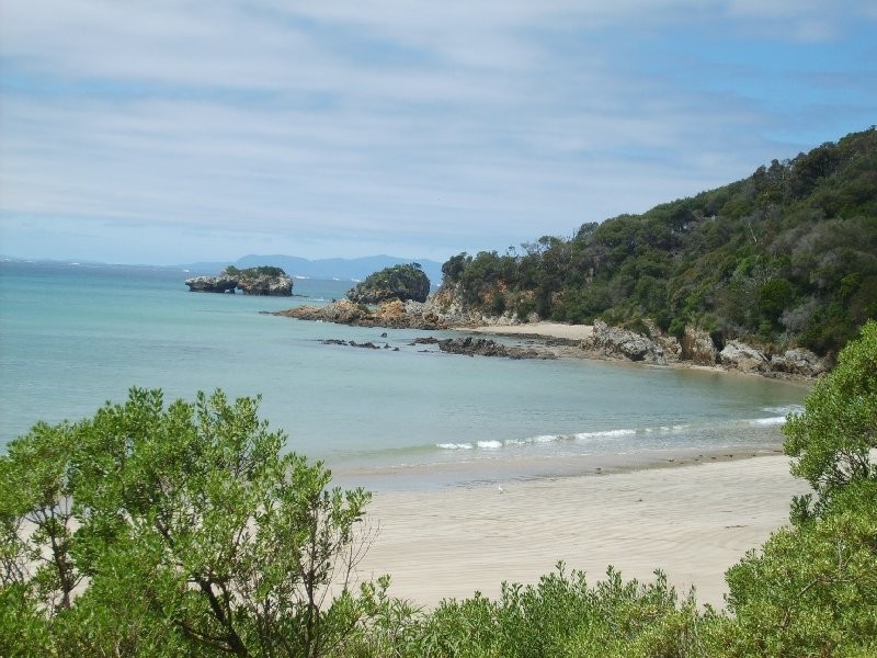 6 Bayside Drive, Walkerville South VIC 3956