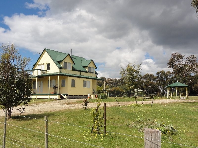 34 Old Hat Rd, Foster VIC 3960