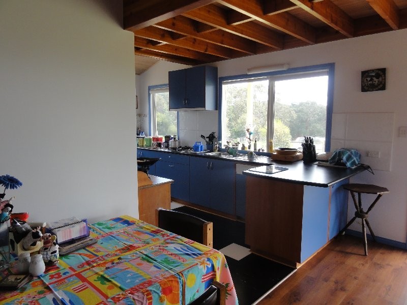 34 Old Hat Rd, Foster VIC 3960